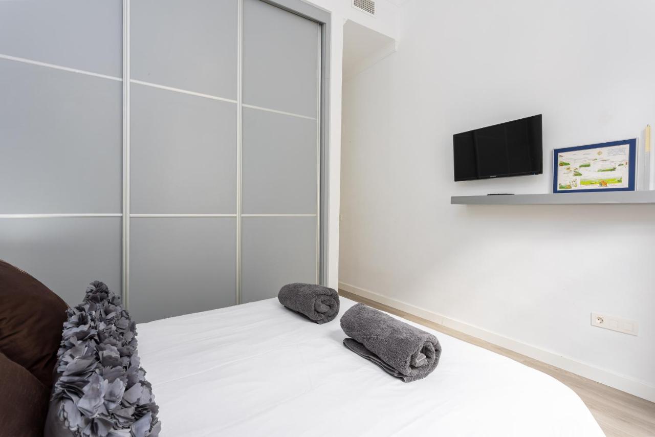 Julieta Historical Apartment By Alohaมาลากา ภายนอก รูปภาพ