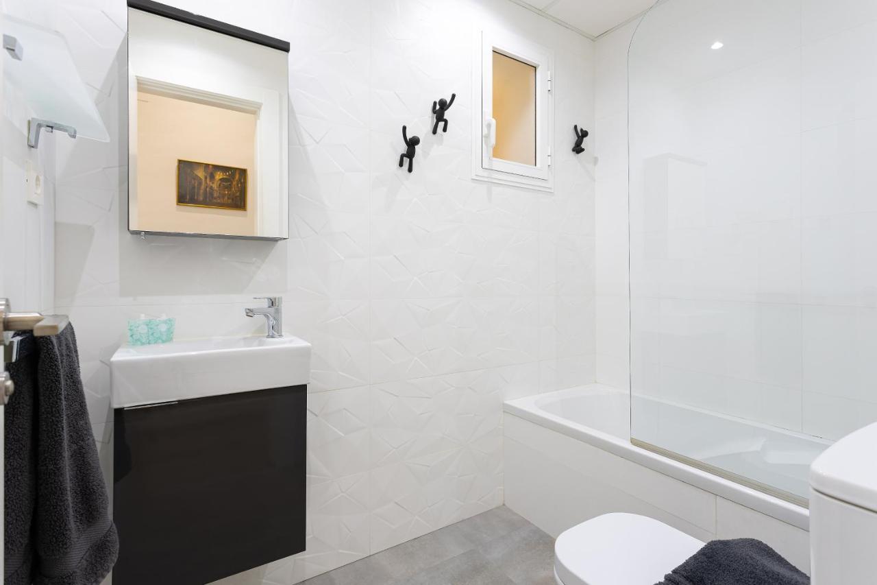 Julieta Historical Apartment By Alohaมาลากา ภายนอก รูปภาพ