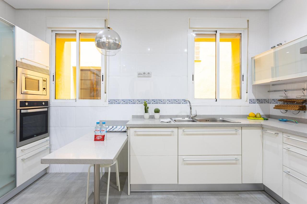 Julieta Historical Apartment By Alohaมาลากา ภายนอก รูปภาพ