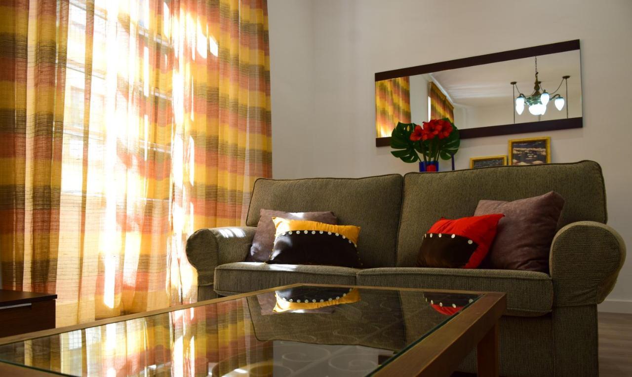 Julieta Historical Apartment By Alohaมาลากา ภายนอก รูปภาพ